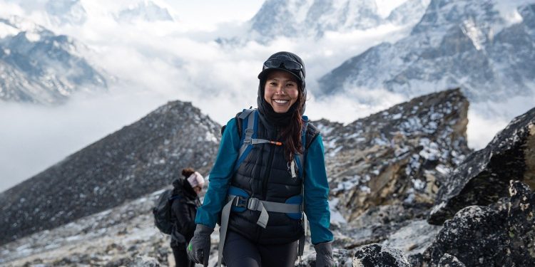 hiking, mountains, posing