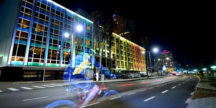 Night Riding Safety: Tips for Staying Visible and Secure
